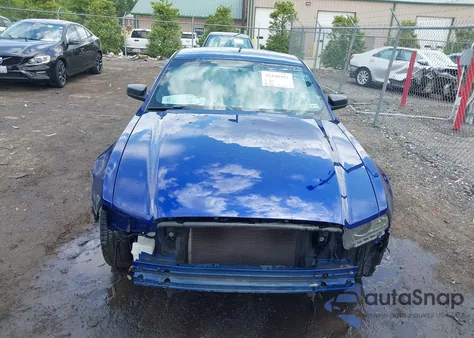 2013 Ford Mustang V6 z USA, uszkodzony, nr VIN 1ZVBP8AM4D5227735